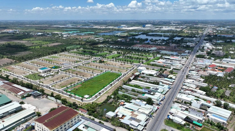 BỨC TRANH TRÁI NGƯỢC CỦA THỊ TRƯỜNG ĐẤT NỀN QUÝ III/2025